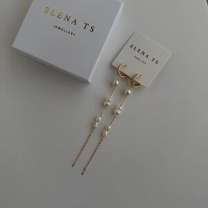623 Pearl Drop Earrings
